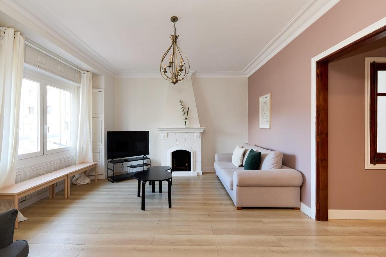 Apartmán Casa Cosi - Casanova 6 Barcelona Exteriér fotografie